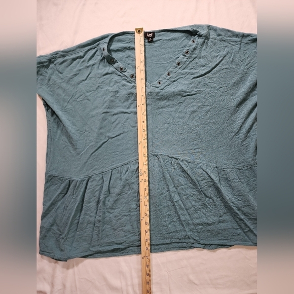 Lee Womens Deep V Neck Flowy Short Sleeve Casual Top - Picture 3 of 8